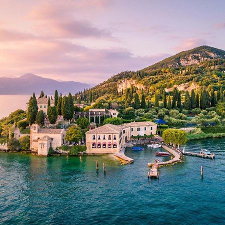 Absentia 1763 Garda Boutique Home - Lake Front Brenzone Extérieur photo